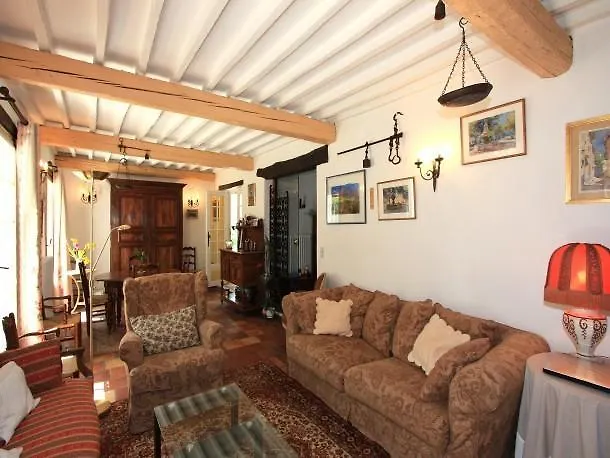 Luxury Villa With Jacuzzi In Carpentras Provence