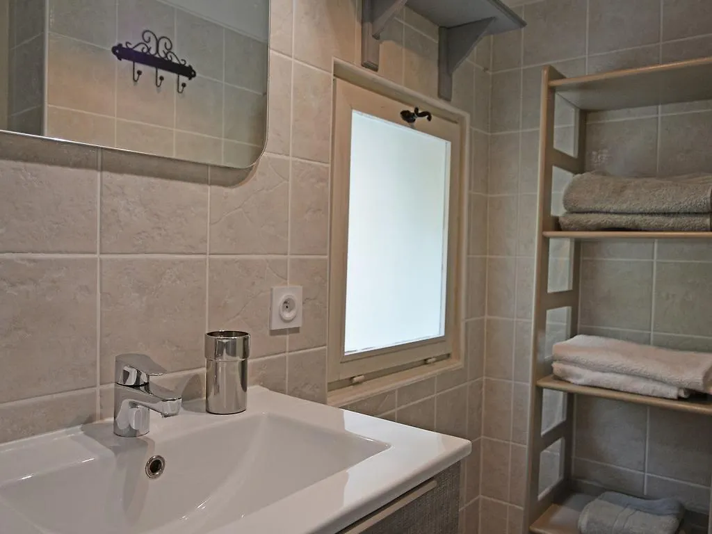 Luxury Villa With Jacuzzi In Carpentras Provence